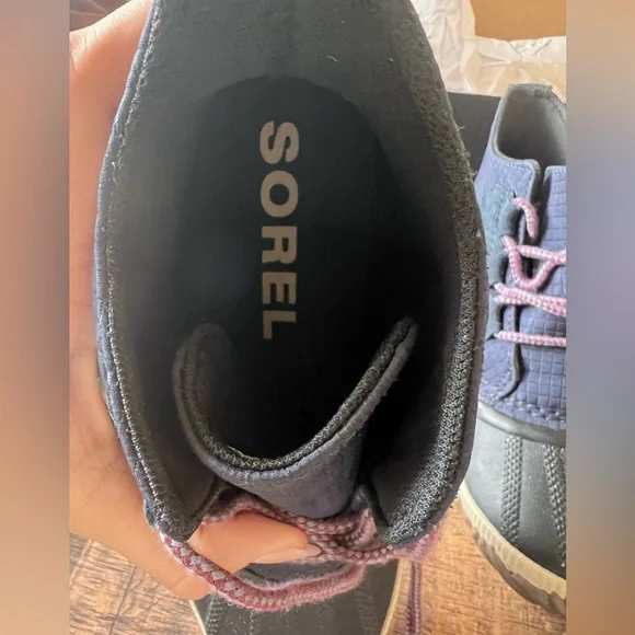 Sorel boots - Picture 6 of 7